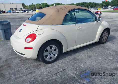 2007 Volkswagen New Beetle 2.5 from USA, damaged, VIN 3VWRF31Y47M416651